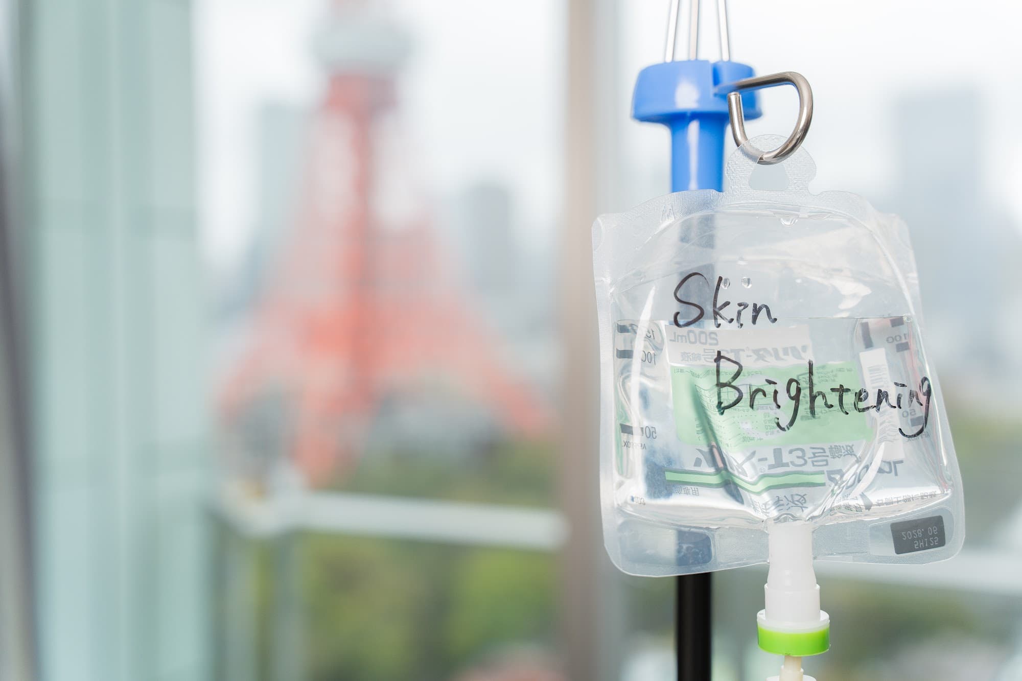 点滴療法は美容に効果があるのでしょうか?ピトンが考える「スキンIV」と「エクソソームIV」療法